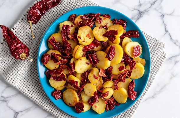 Patate e peperoni cruschi